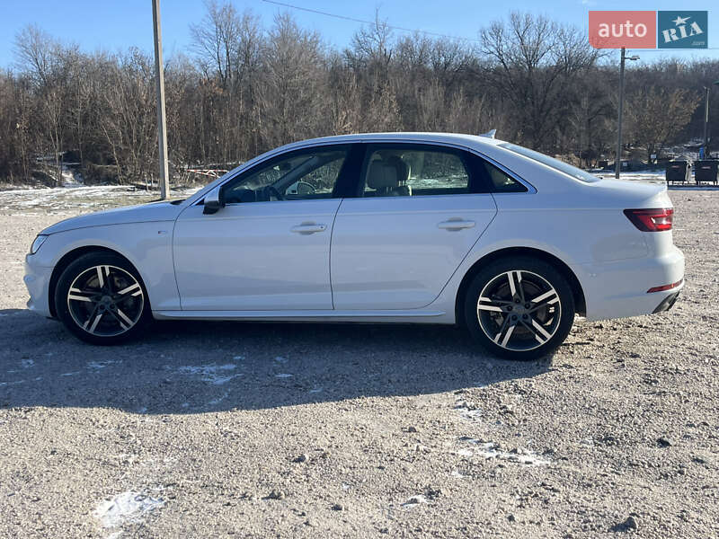Седан Audi A4 2017 в Днепре