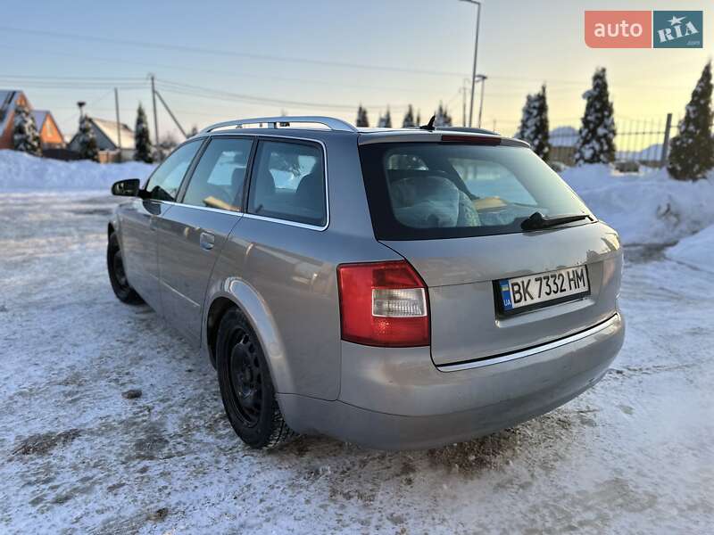Универсал Audi A4 2002 в Ровно