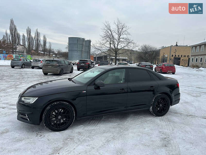 Седан Audi A4 2018 в Києві