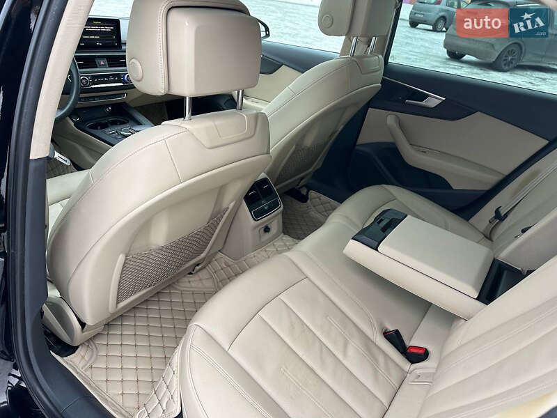 Седан Audi A4 2018 в Києві