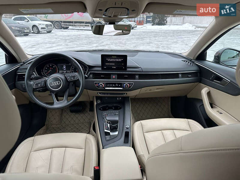 Седан Audi A4 2018 в Києві