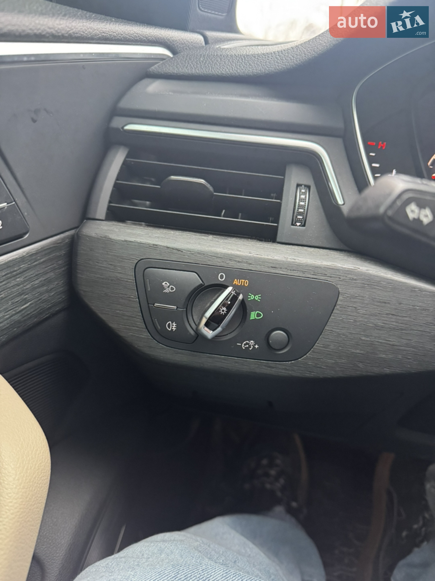 2016 Audi A4 - мініатюра 19