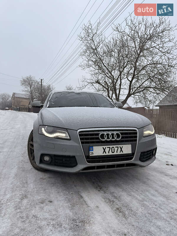 Універсал Audi A4 2010 в Чернівцях