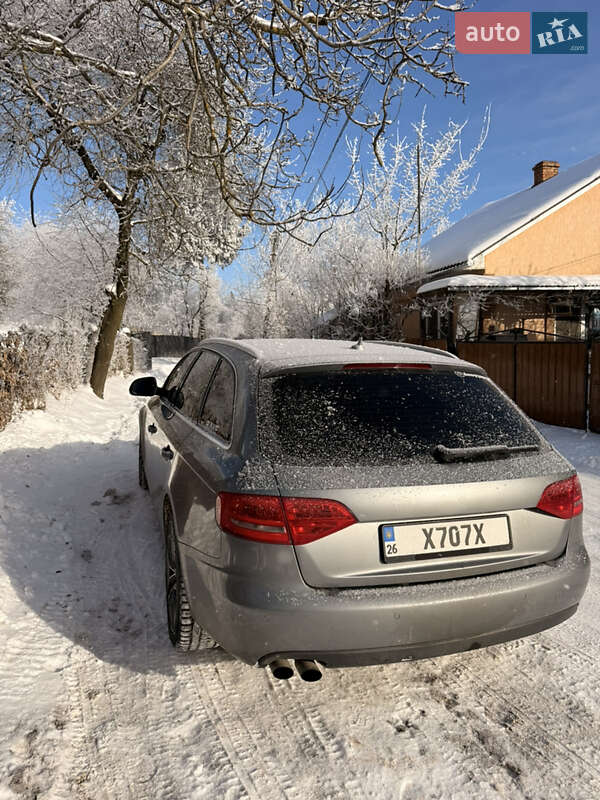 Універсал Audi A4 2010 в Чернівцях