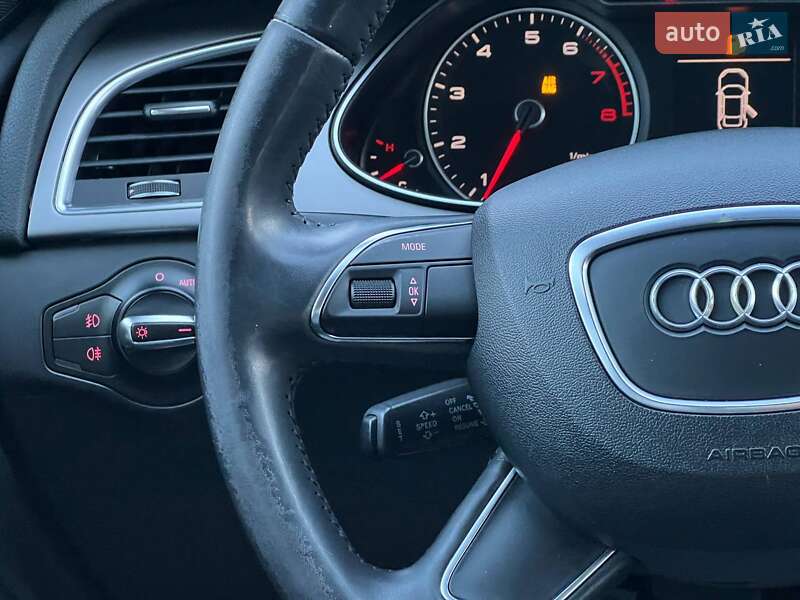 Седан Audi A4 2014 в Івано-Франківську