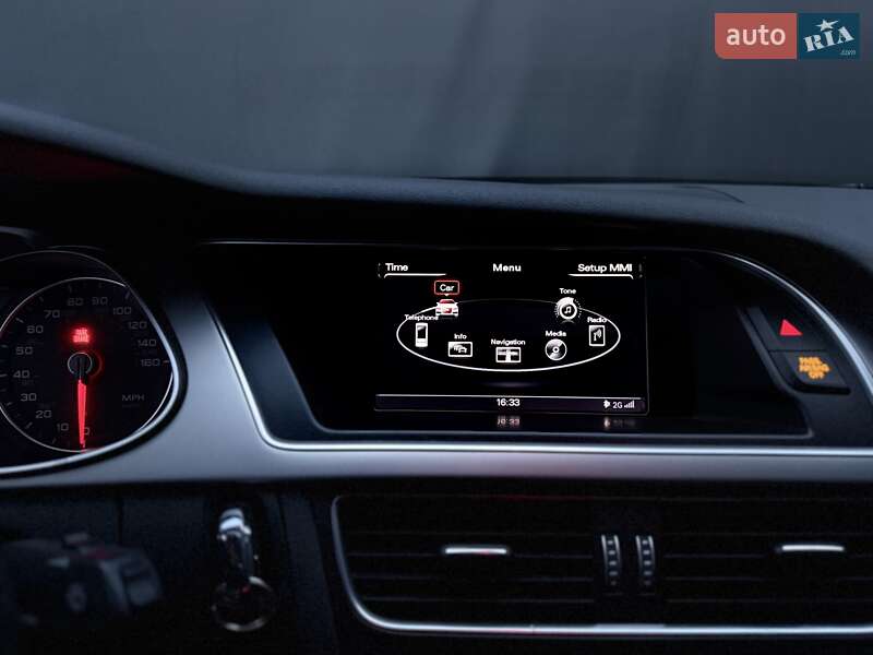 Седан Audi A4 2014 в Львові