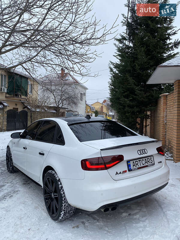 Седан Audi A4 2012 в Одессе
