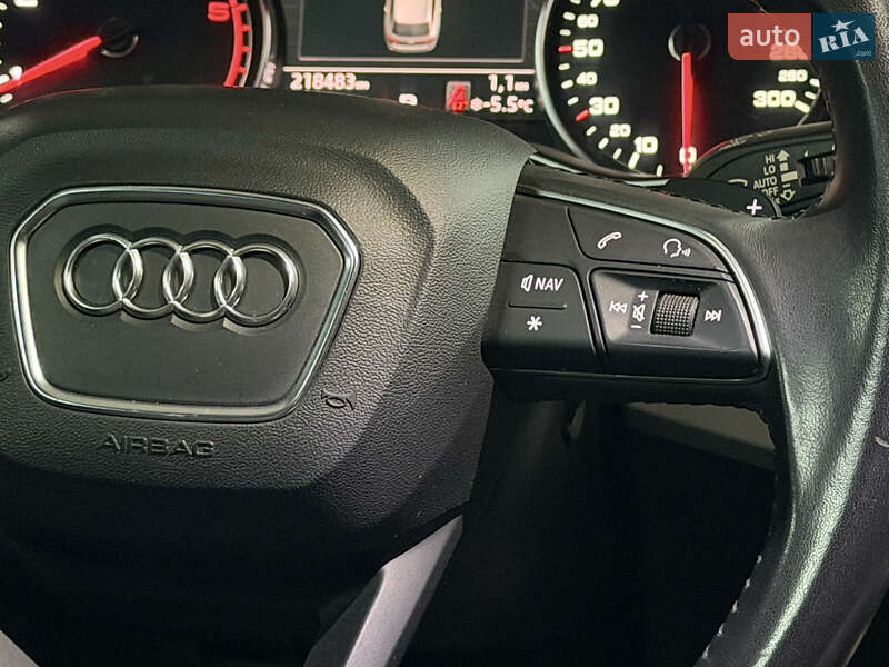 Универсал Audi A4 2017 в Киеве