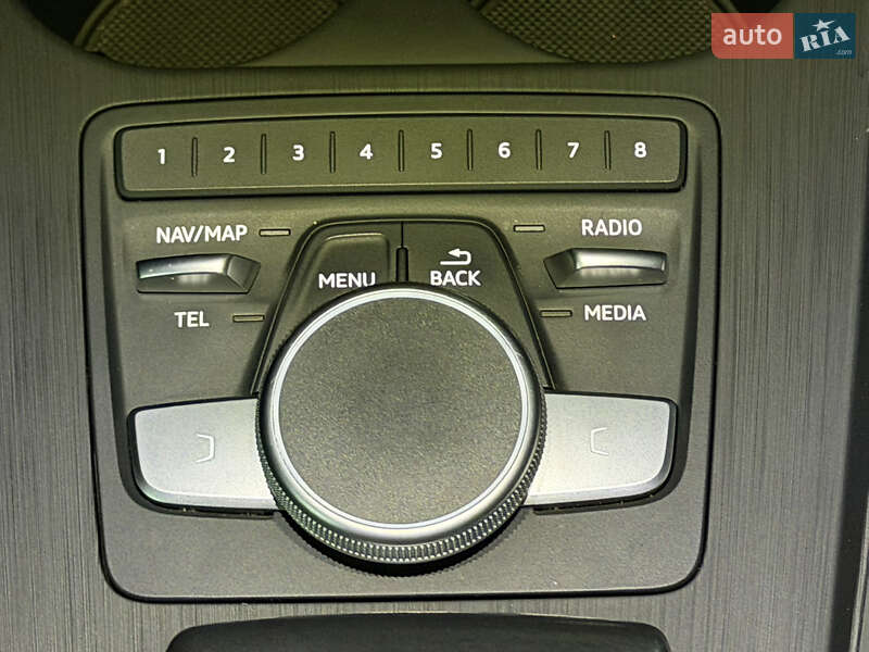 Универсал Audi A4 2017 в Киеве