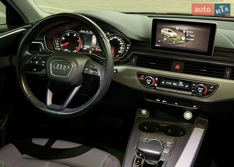 Универсал Audi A4 2017 в Киеве