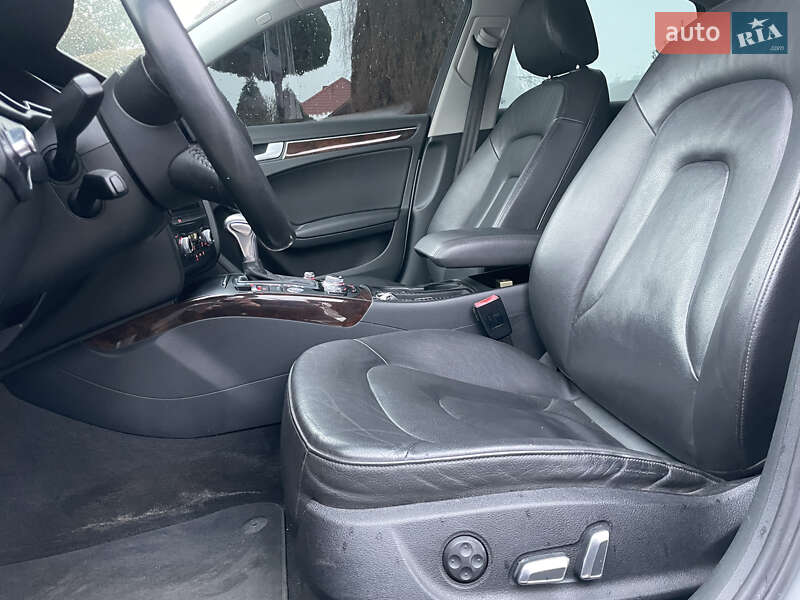 Седан Audi A4 2013 в Яворові