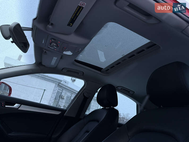 Седан Audi A4 2015 в Киеве