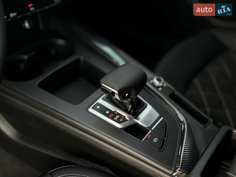 Універсал Audi A4 2020 в Дрогобичі