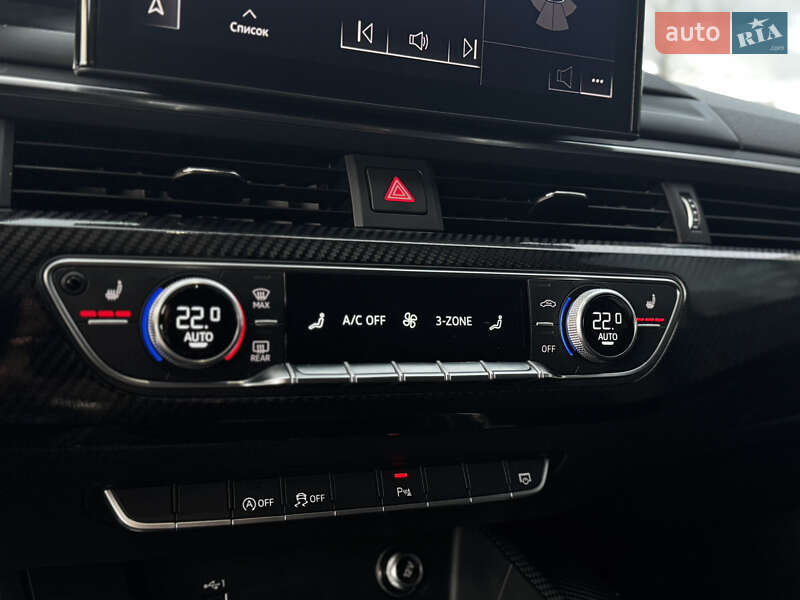 Універсал Audi A4 2020 в Дрогобичі