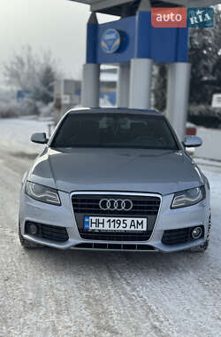 Седан Audi A4 2010 в Виннице