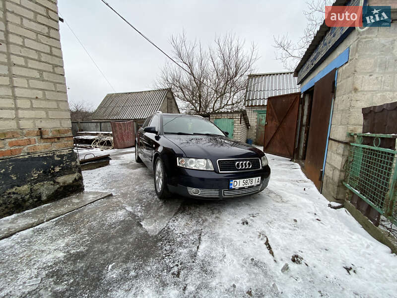 Універсал Audi A4 2002 в Петровому