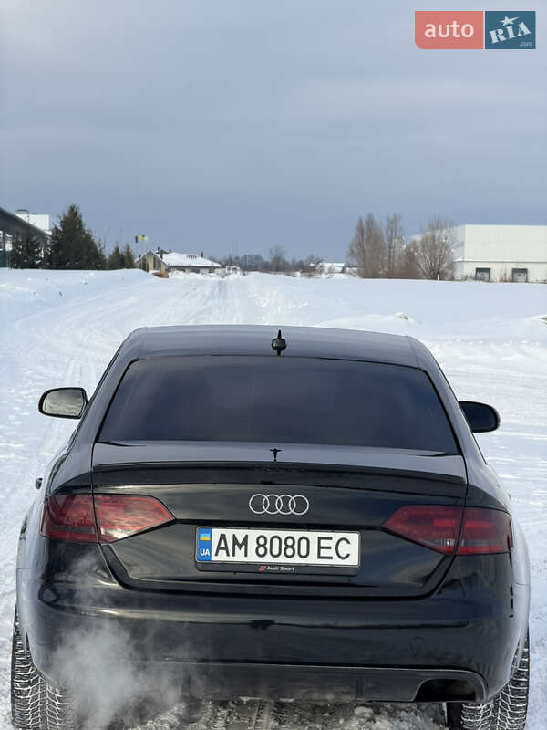 Седан Audi A4 2011 в Коростені