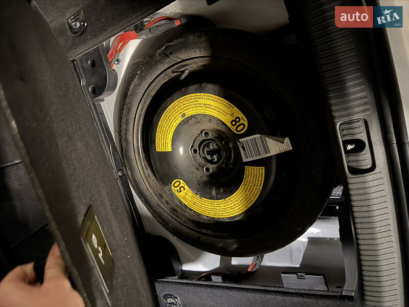 Седан Audi A4 2016 в Киеве