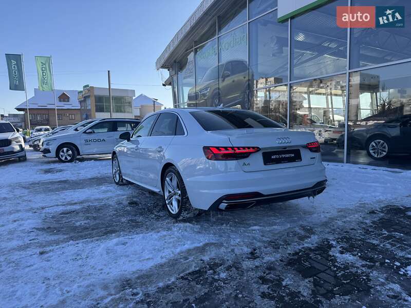 Седан Audi A4 2019 в Киеве