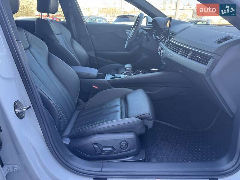 Седан Audi A4 2019 в Киеве