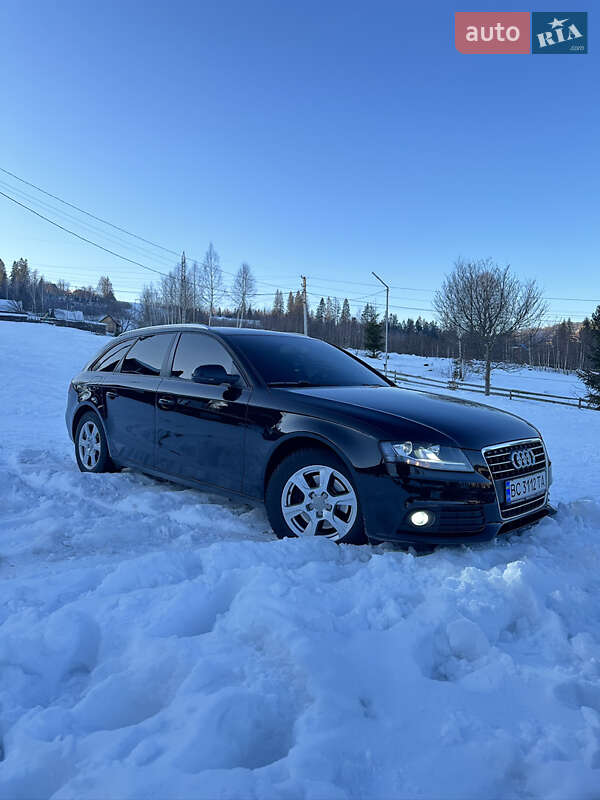 Универсал Audi A4 2009 в Яворове