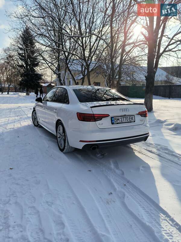 Седан Audi A4 2016 в Ромнах