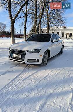 Седан Audi A4 2016 в Ромнах