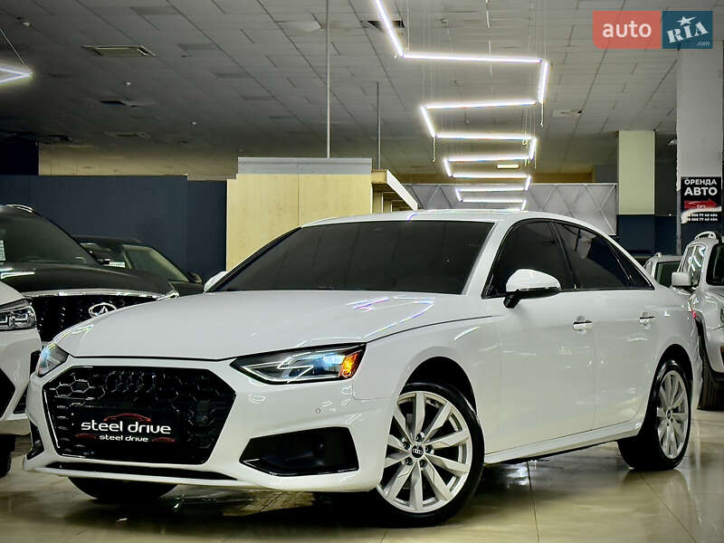 Седан Audi A4 2021 в Миколаєві