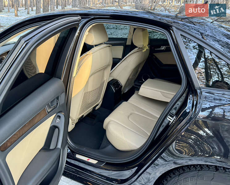Седан Audi A4 2014 в Миколаєві