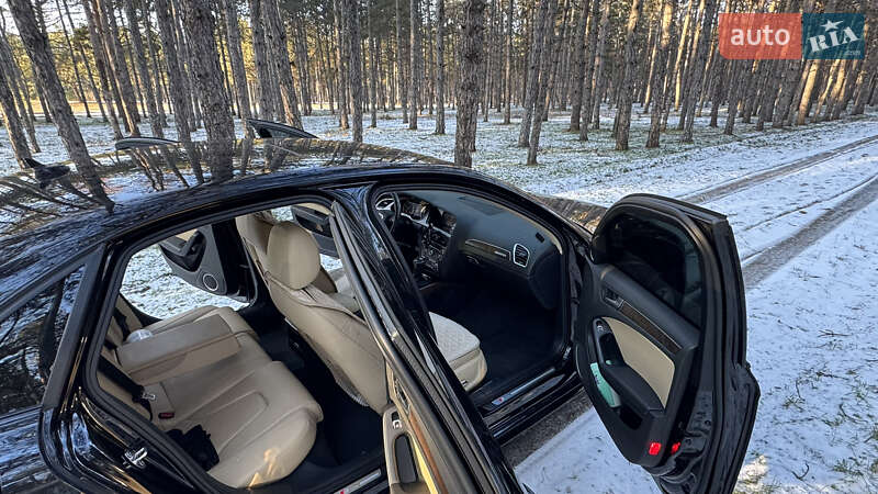 Седан Audi A4 2014 в Миколаєві