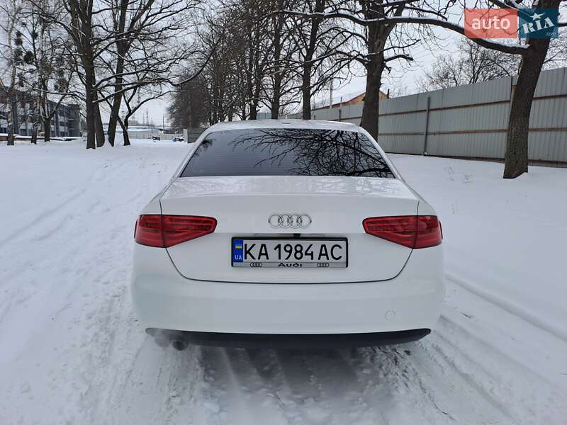 Седан Audi A4 2012 в Білій Церкві