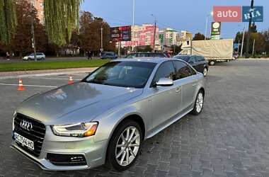 Седан Audi A4 2014 в Луцке