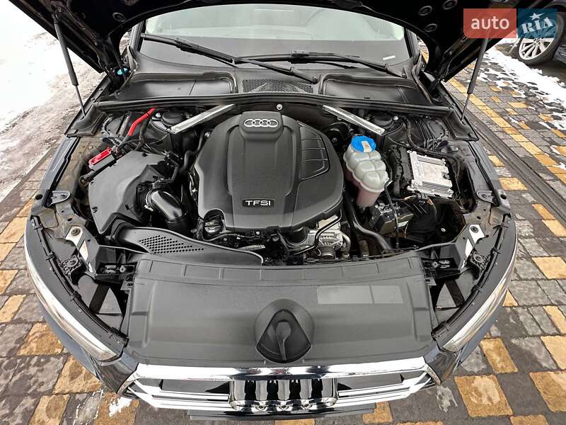 Седан Audi A4 2017 в Львові