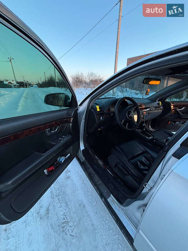 Седан Audi A4 2002 в Львове