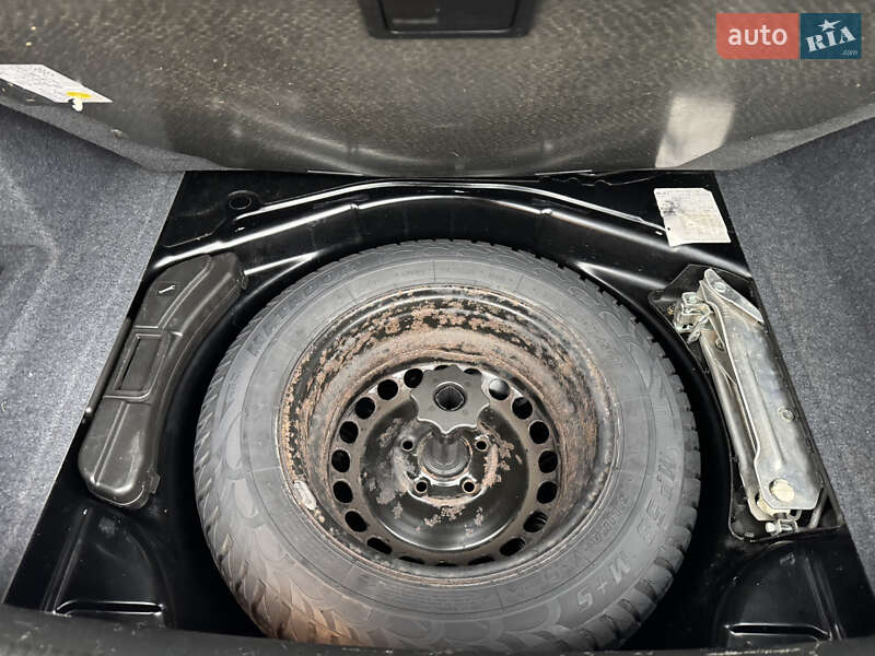 Седан Audi A4 2001 в Владимире