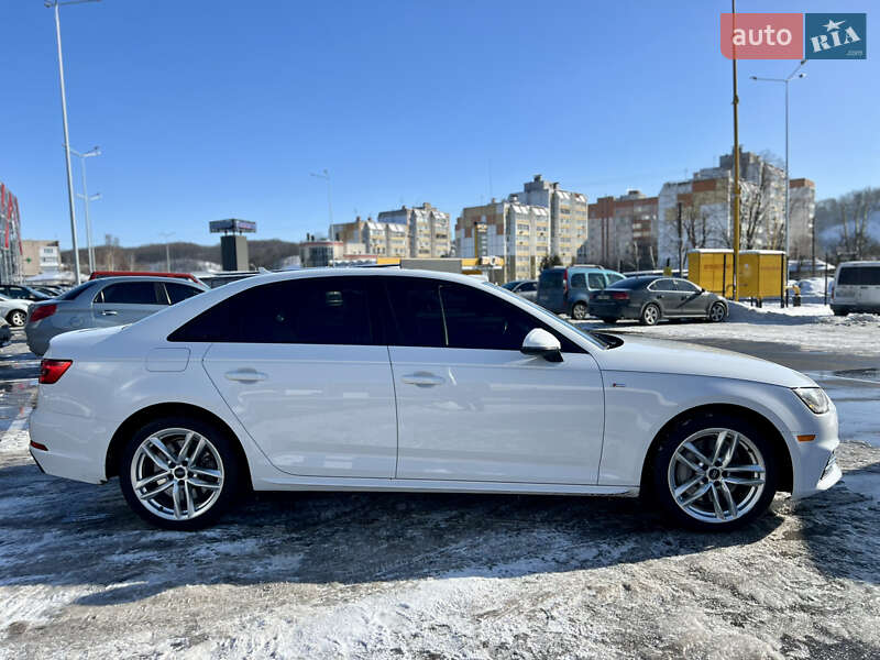 Седан Audi A4 2016 в Киеве
