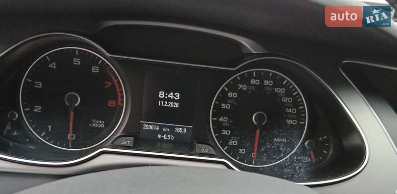 Седан Audi A4 2015 в Острозі