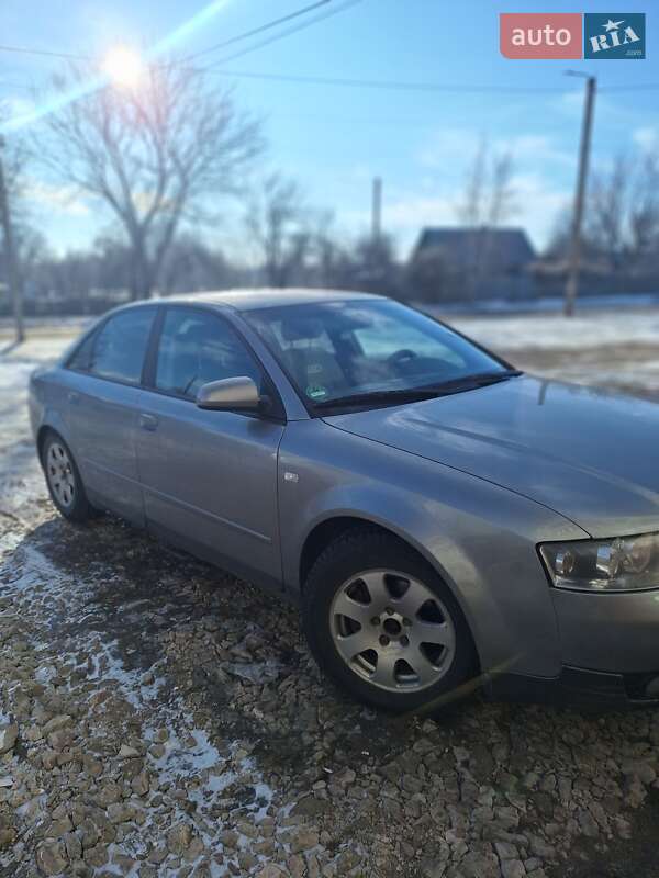 Седан Audi A4 2001 в Павлограде