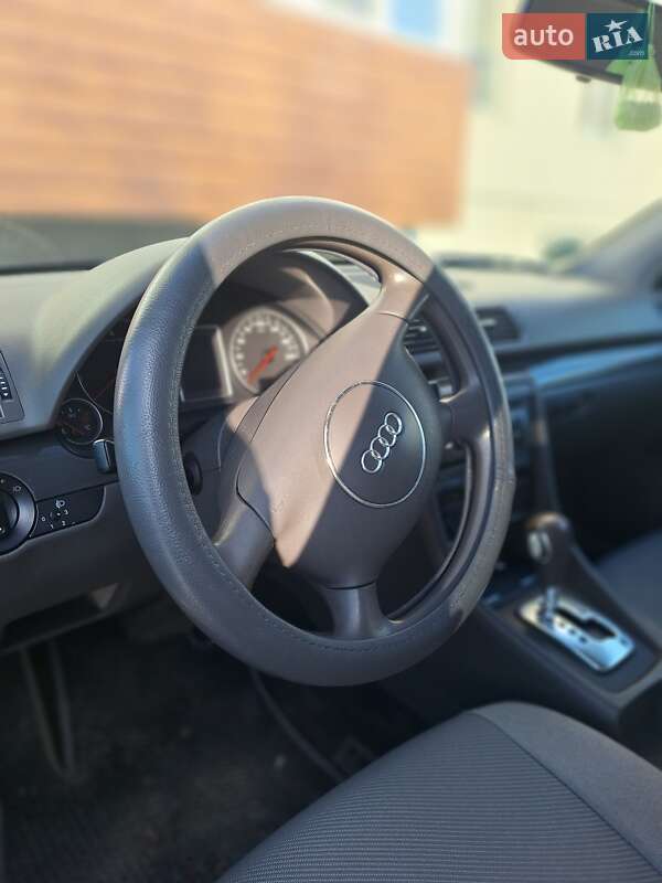 Седан Audi A4 2001 в Павлограде