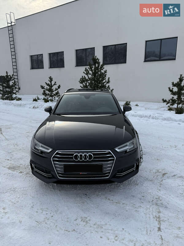 Універсал Audi A4 2017 в Луцьку
