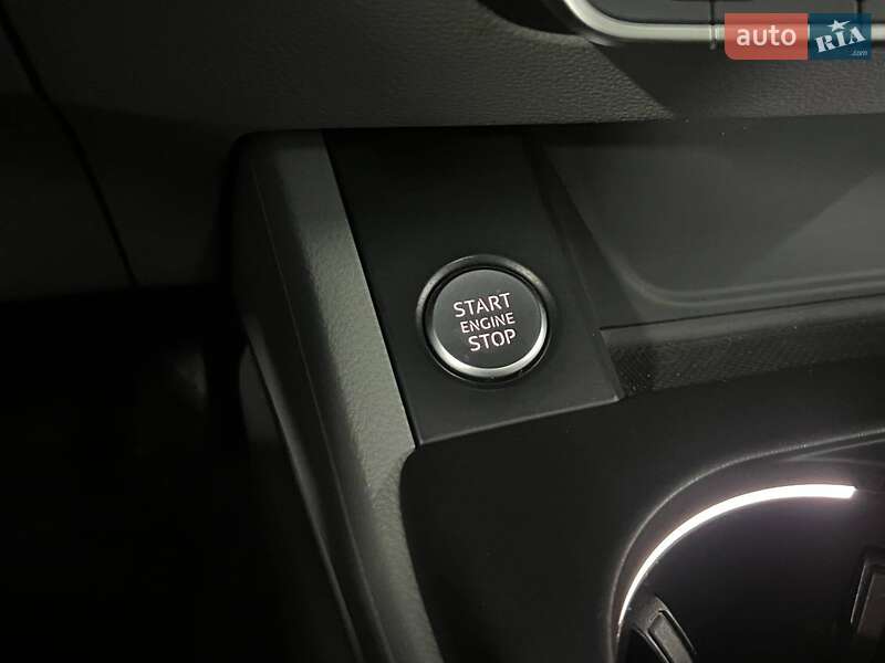 Седан Audi A4 2016 в Києві