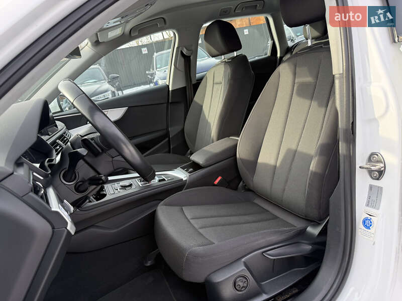 Универсал Audi A4 2017 в Луцке
