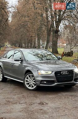 Седан Audi A4 2014 в Києві
