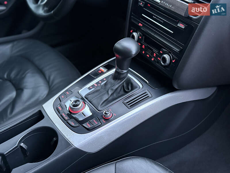 Седан Audi A4 2012 в Тернополі