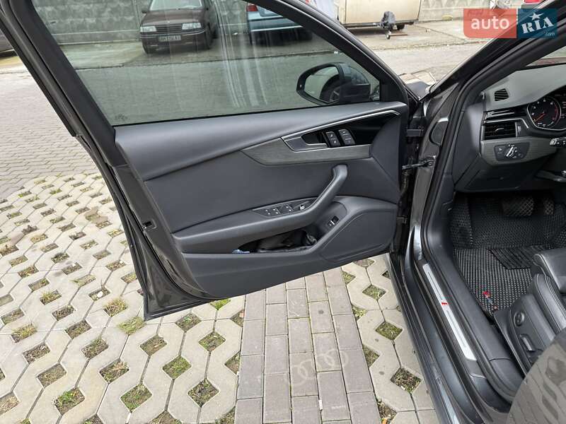Седан Audi A4 2020 в Києві