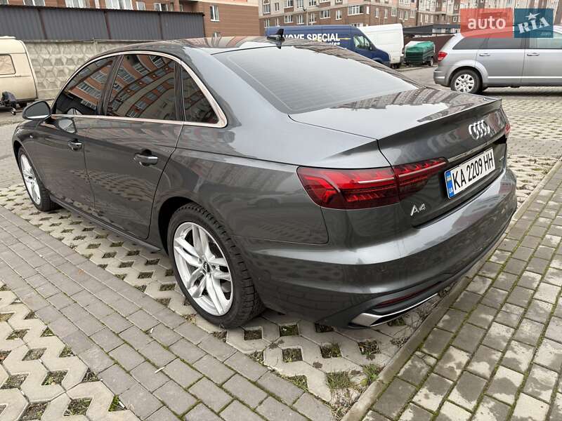 Седан Audi A4 2020 в Києві