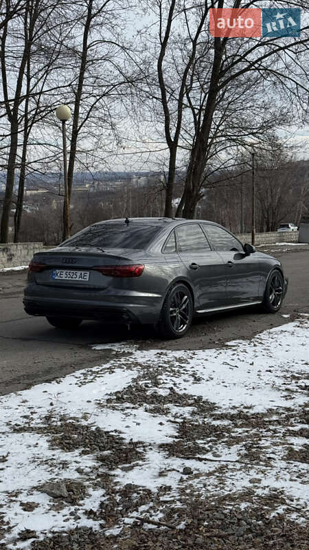 Седан Audi A4 2021 в Днепре