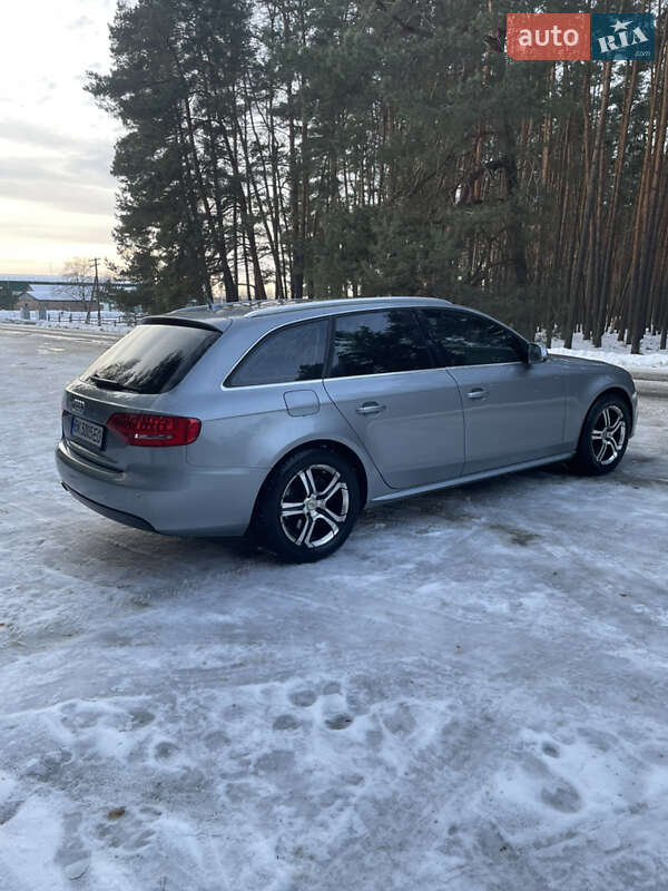 Універсал Audi A4 2009 в Дубні