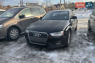 Седан Audi A4 2012 в Львові