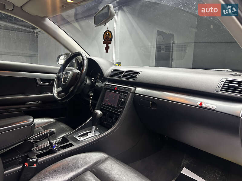 Універсал Audi A4 2005 в Чернівцях